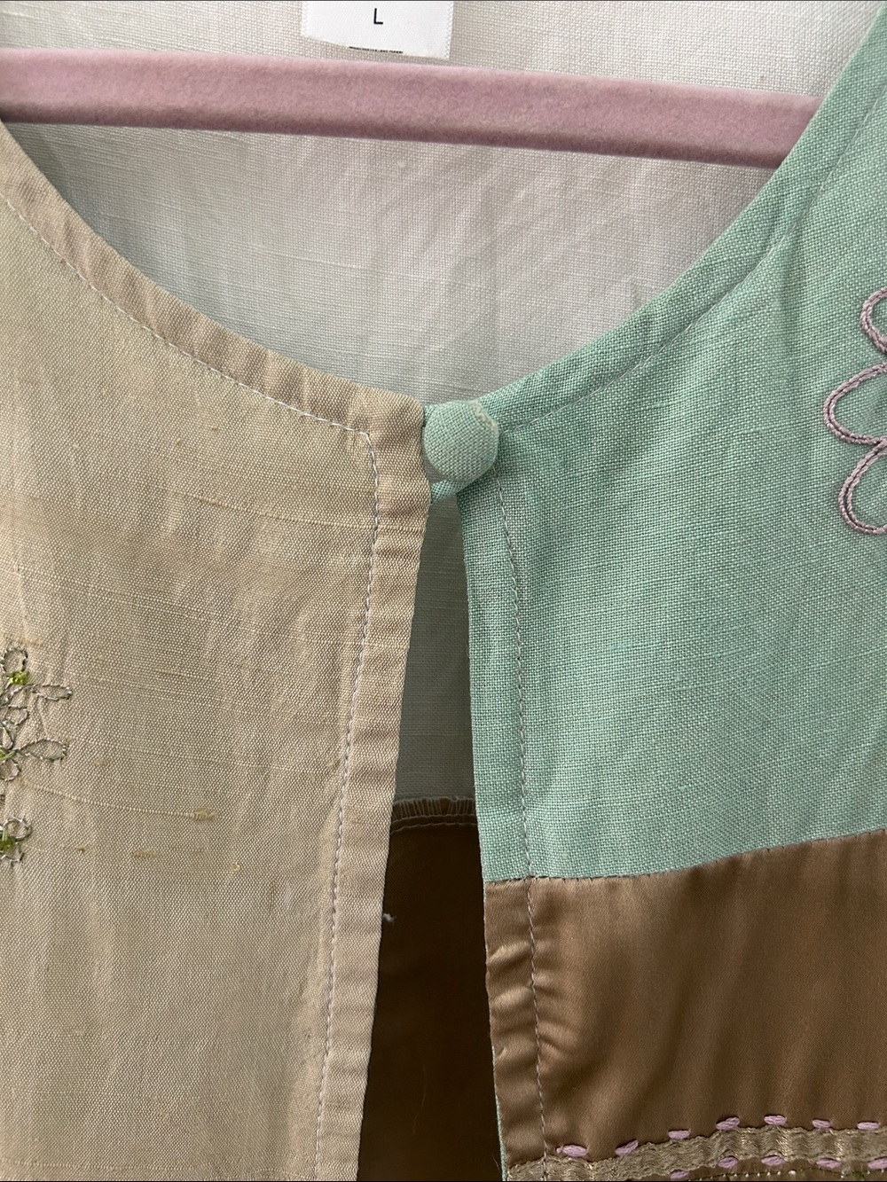 Vintage TOTOnKO Patchwork Silk/Linen Jacket Embroidered Floral Artsy Lagenlook - Picture 9 of 15